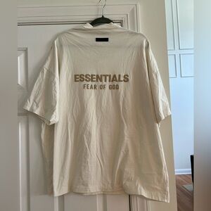 Essentials Men's Cloud Dancer Vneck